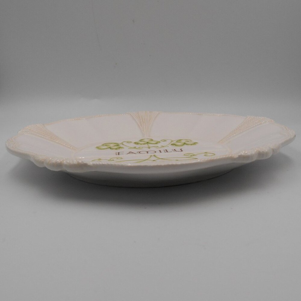 GRASSLANDS ROAD CLOVER GLEN DECORATIVE PLATE DISCONTINUED 2009 EMBOSSED FAMILY - Picture 6 of 11